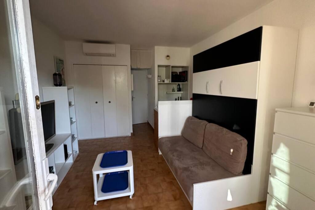Studio Coin Nuit Ferme 4 Personnes - Les Mas De La Plage Sanary-sur-Mer Exterior photo